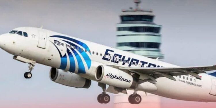 مصر للطيران تعلق رحلاتها إلى 13 مدينة عربية