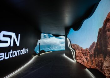 استعراض موديلات Dongfeng وM-Hero وVoyah خلال «Automorrow»