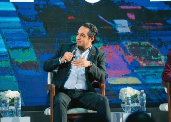 فتحي: إي آند مصر ترسخ استراتيجية ذكاء اصطناعي مستدامة