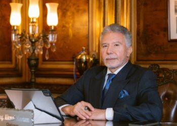 “قرطام” يتقدم بأوراق ترشحه لرئاسة “المحافظين” وعمرو الشريف نائبًا له