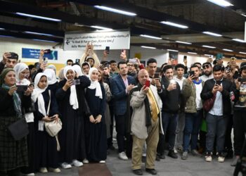 الثقافة: عرض فني مبهج في محطة مترو جمال عبدالناصر