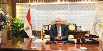 “عبد الباري” يتسلم مهام رئاسة جامعة مدينة السادات