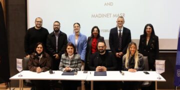 مدينة مصر توقع مذكرة تفاهم مع كلية إدارة الأعمال بجامعة كوفنتري في مصر