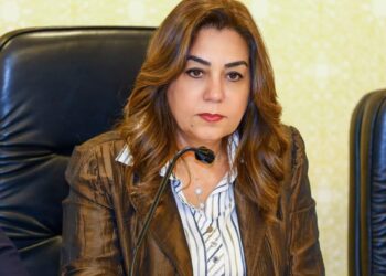 غلق المحال التجارية التاسعة مساءً بدءا من السبت