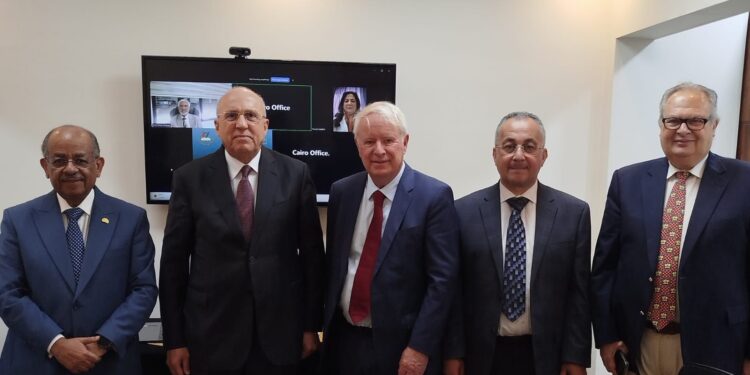 تدشّين مرحلة جديدة من تحديث منظومة التعليم والتدريب الطبي