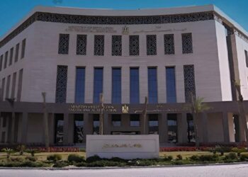 التقديم الإلكتروني لرياض الأطفال والصف الأول الابتدائي بالمدارس الرسمية واللغات أول يونيو