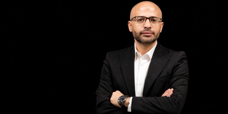 الذهب يتماسك فوق مستوى 4700 دولار والأسواق تترقب بيانات الوظائف الأمريكية