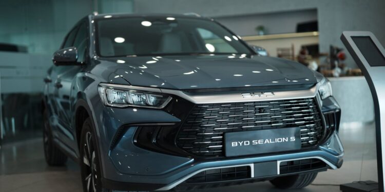إطلاق Sealion 5 وتقديم M9 كأول سيارة Premium 7-Seater من BYD