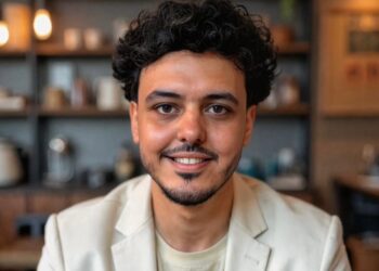 مصر أول من يجرب تقنية التحكم بالإيماءات داخل خاتم من cardoO