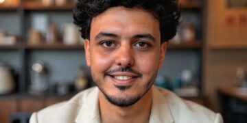 مصر أول من يجرب تقنية التحكم بالإيماءات داخل خاتم من cardoO