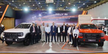نور الدين الشريف تشارك بسيارة RELY R8 بمعرض الأهرام للنقل