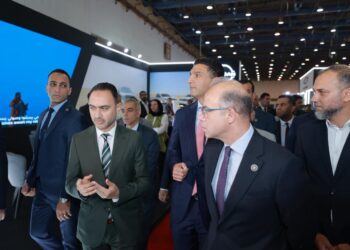 نيسان Navara تجمع بين الأداء المبتكر والقدرة على تحمل الطرق الشاقة