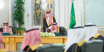 تصميم وبناء أول قمر صناعي سعودي مصري مشترك