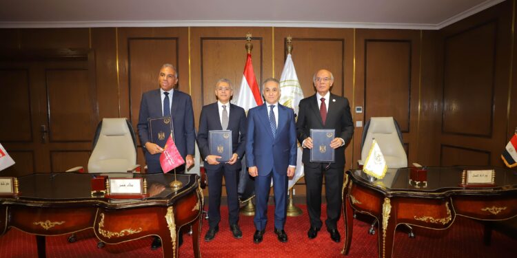 بنك مصر يوقع بروتوكول مع “وزارة العدل” لدعم منظومة التحصيل الإلكتروني