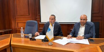 شراكة بين غرفة الأثاث وجامعة الأهرام الكندية لتعزيز تنافسية الصناعة