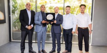 بحث تصنيع سيارات Geely NEV في السوق المحلية