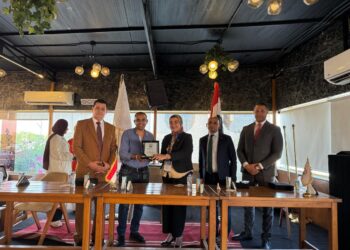 تكريم الصحفي ياسر جمعة لدعمه المبادرات المجتمعية