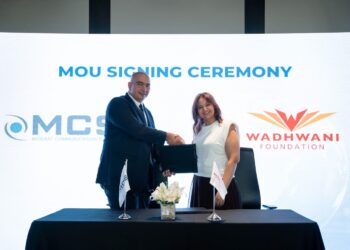 توقيع مذكرة تفاهم بين MCS وWadhwani Foundation لتأهيل الشباب لوظائف المستقبل