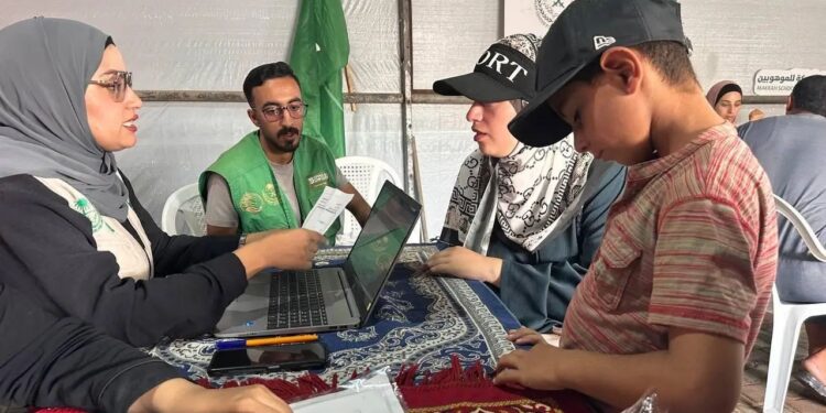 بدء تسجيل الطلبة في “مدرسة مكة” بجنوب غزة بدعم من مركز “سلمان للإغاثة”