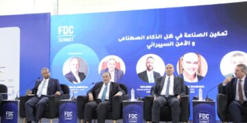 “البياع” يعرض رؤية “تحديث الصناعة” لدمج الذكاء الاصطناعي وتأمين المصانع سيبرانياً